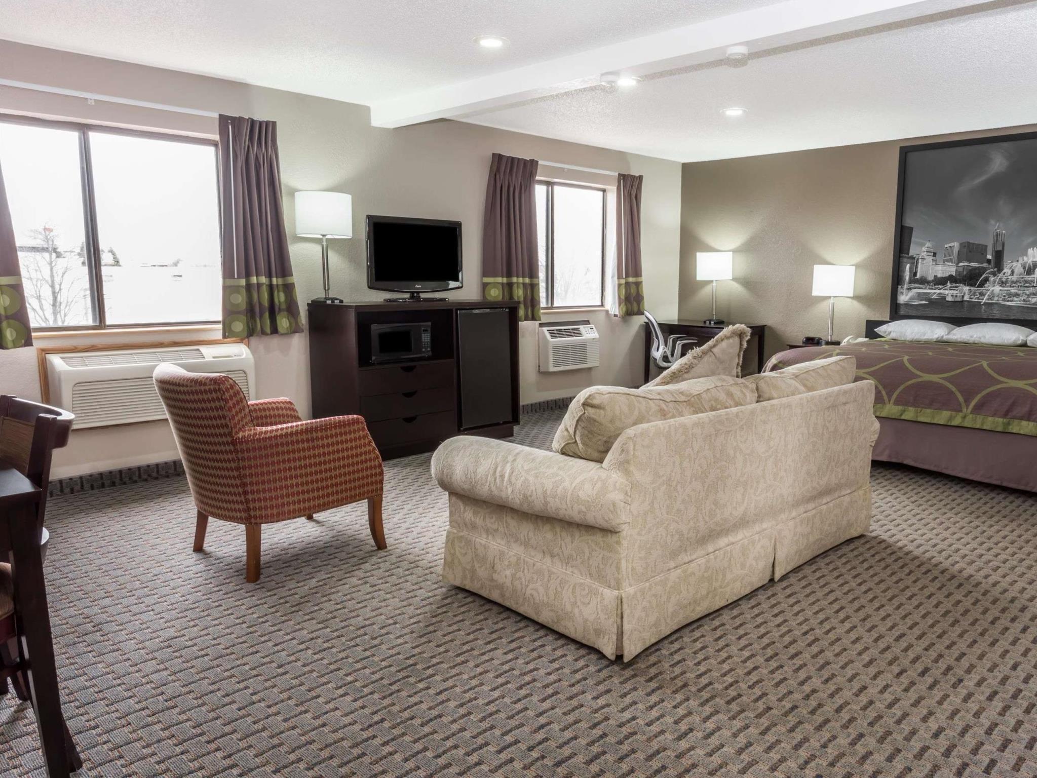 Super 8 By Wyndham Mundelein/Libertyville Area Exterior photo
